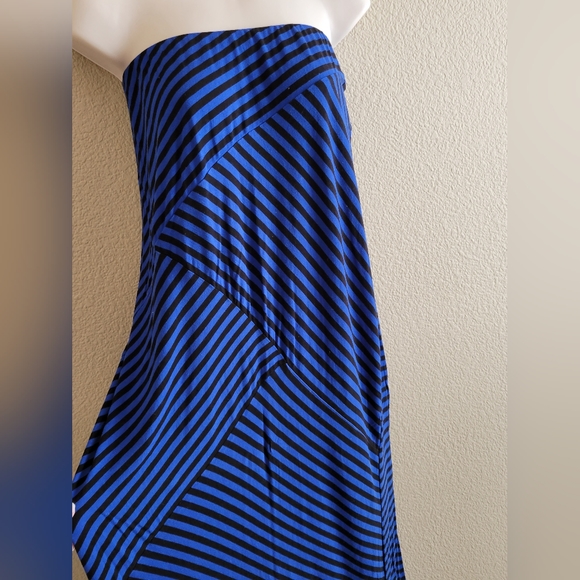 2 outfits in 1. Maxi skirt or tube dress - Picture 3 of 4